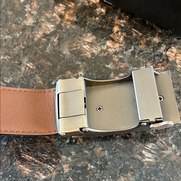 Bestkee Black Adjustable Belt - Picture 2 of 5